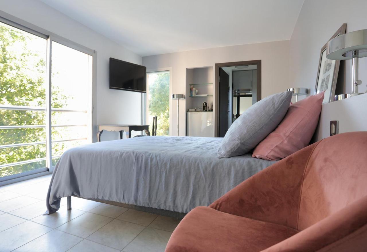 Chambres En Vue - Chambres D'Hotes La Tour-en-Jarez Ngoại thất bức ảnh